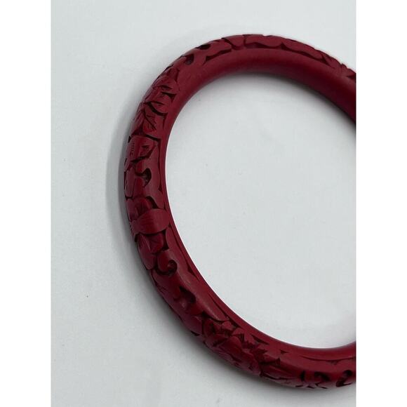 Vintage Chinese Carved Red
Cinnabar Floral Etched Bangle Bracelet - Picture 9 of 15